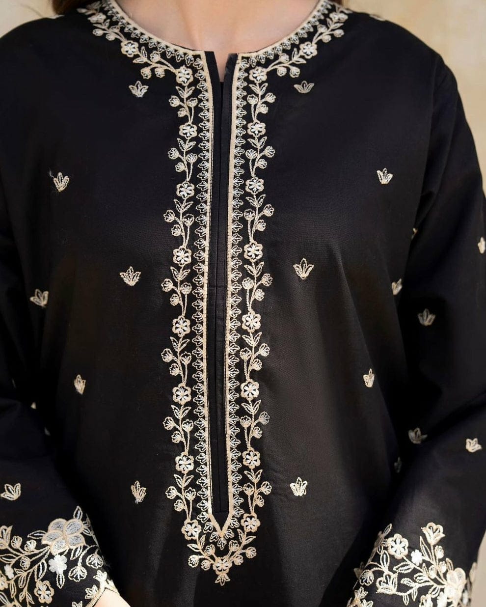 Tehzeeb Embroidery 2pc Stitched
