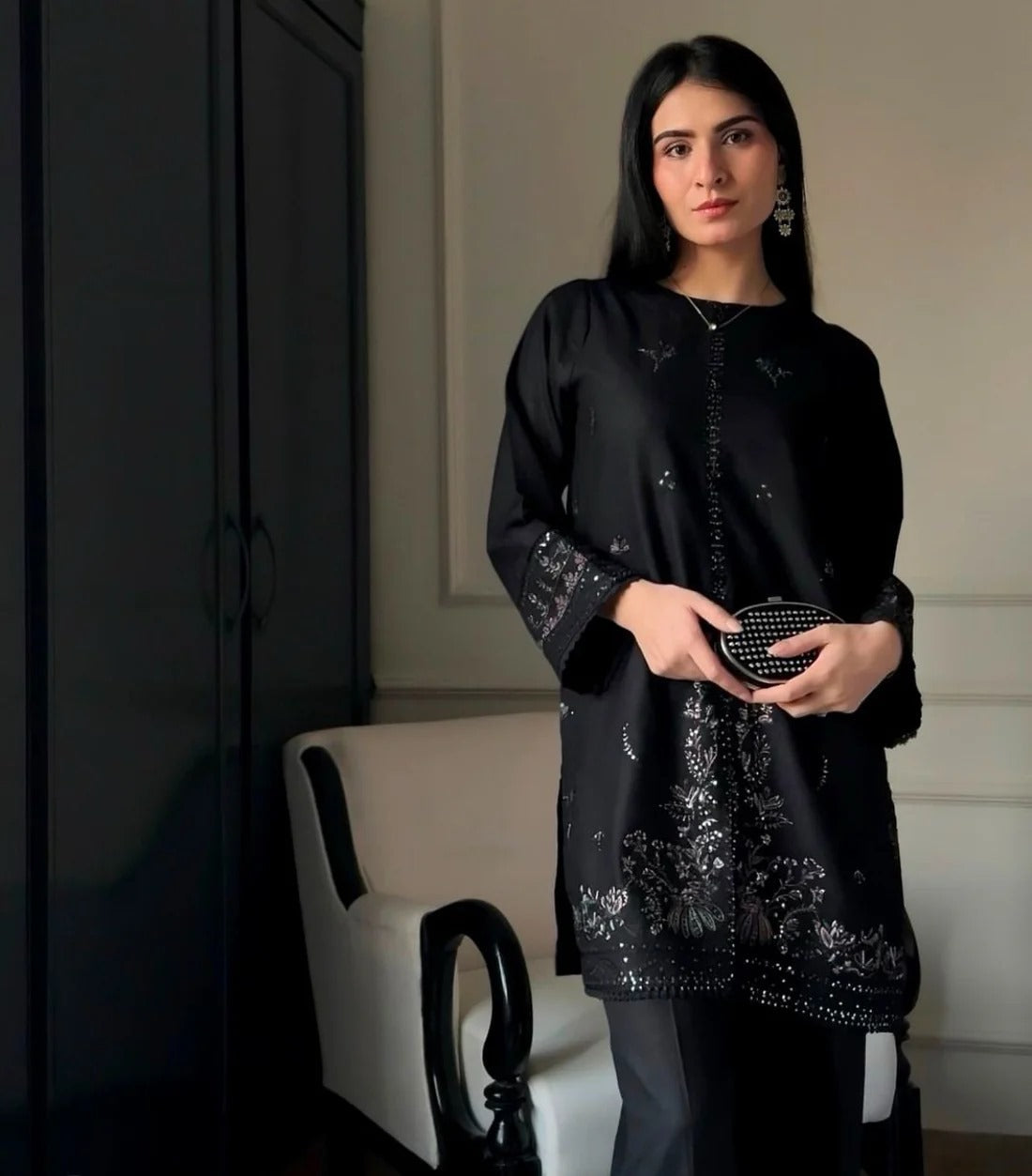LEENA EMBROIDED STITCHED 2 PIECES