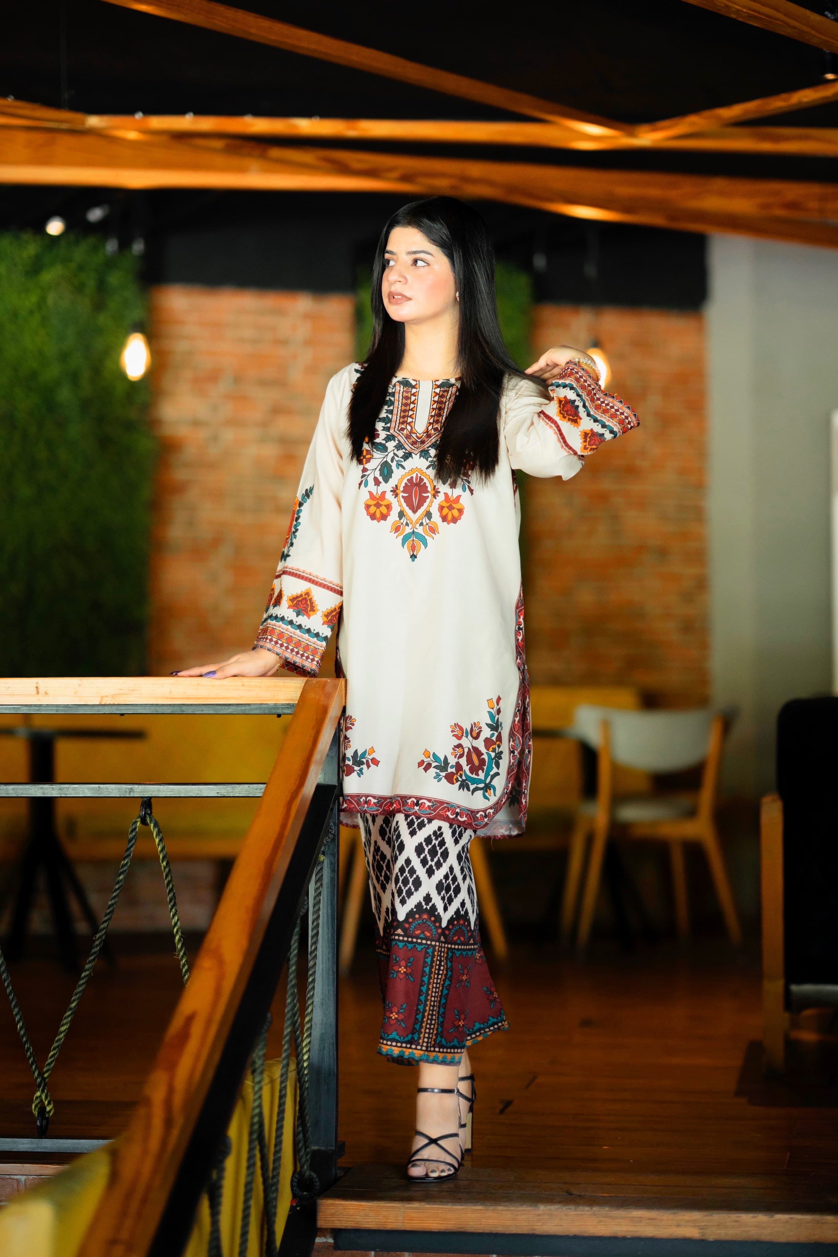 MEERAB CORD SET