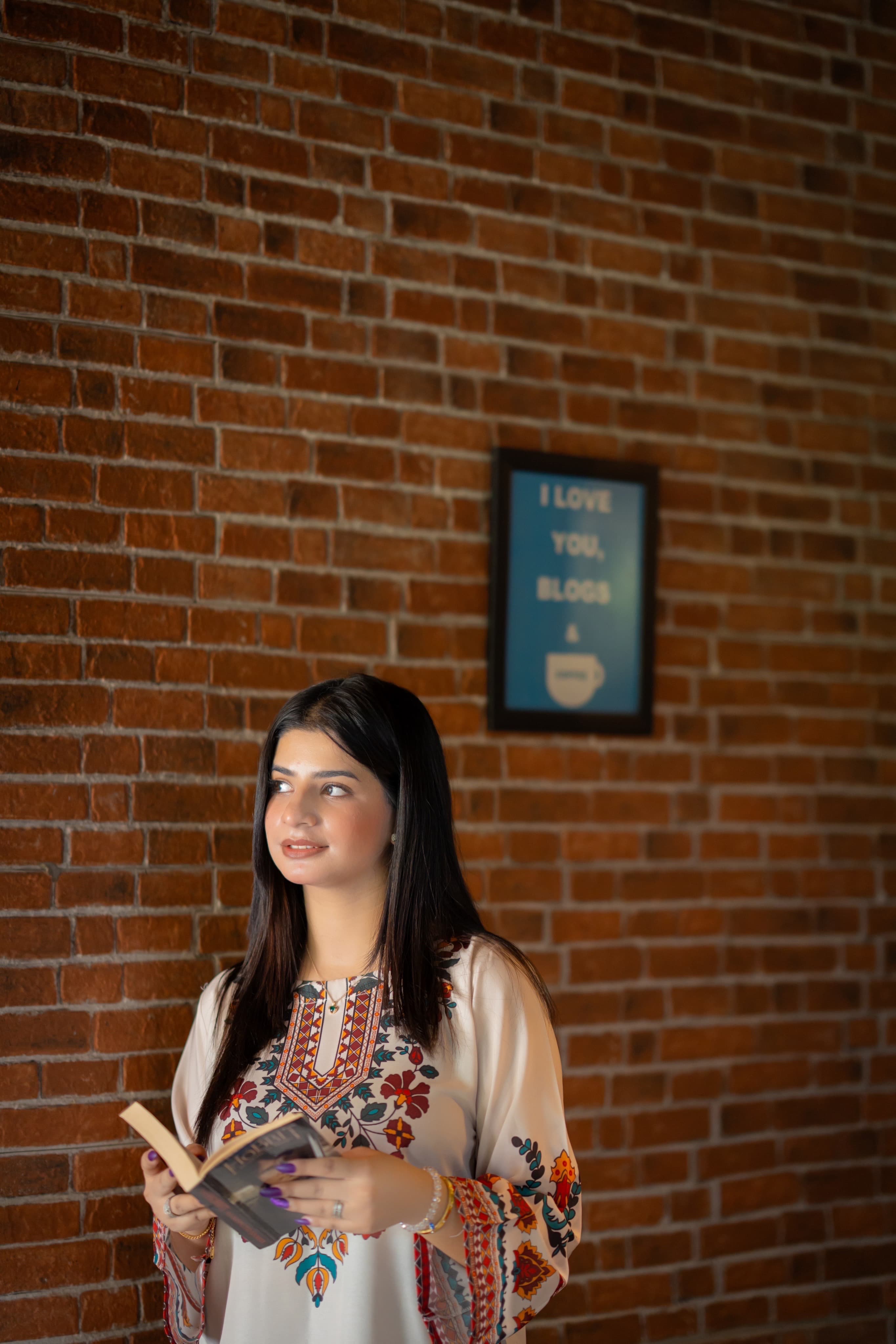MEERAB CORD SET